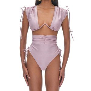 ANDREA IYAMAH Menasa Bikini
